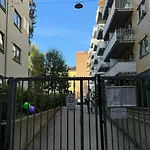 Vibe Δωμάτια σε οικογενειακή κατοικία *